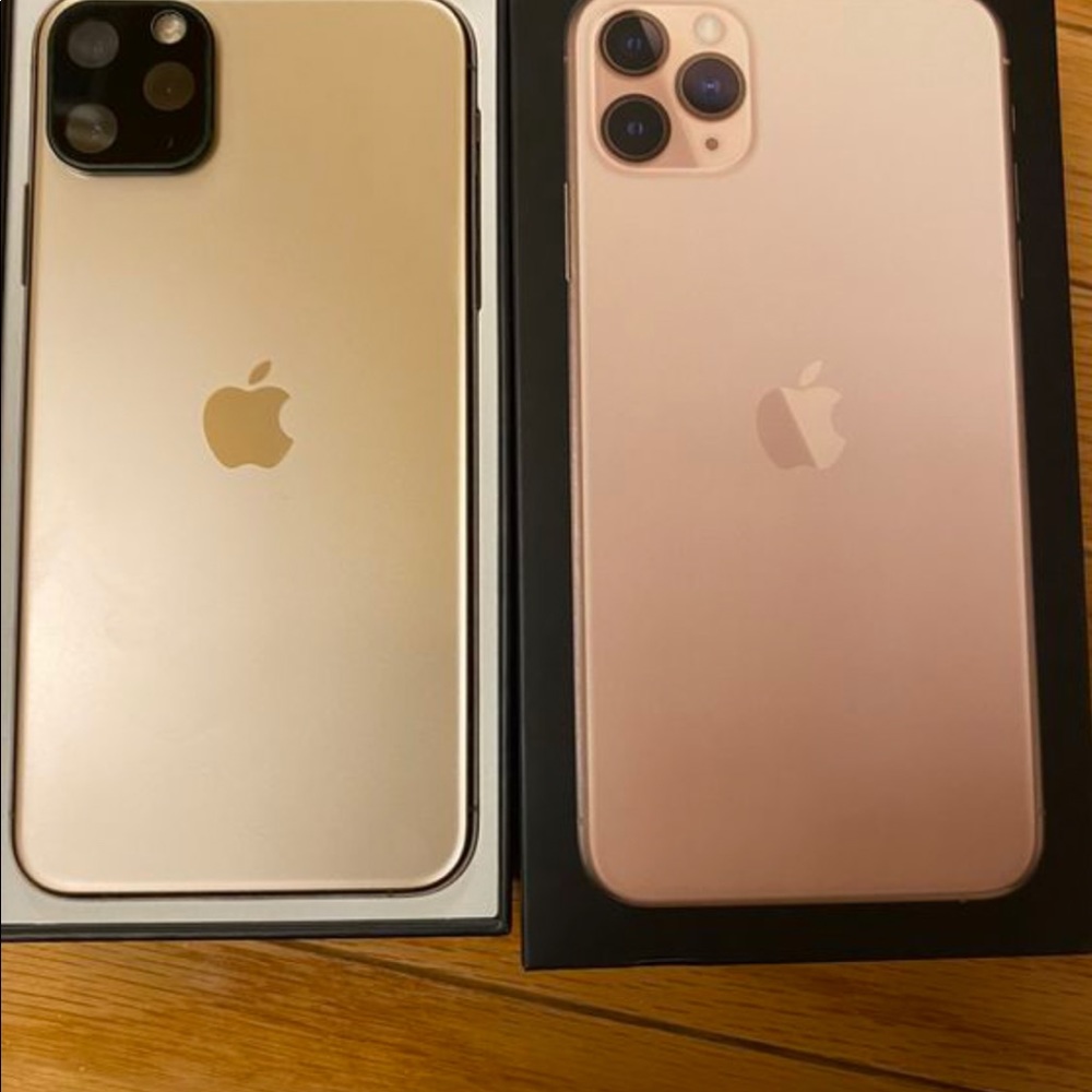 iPhone 11 Pro Max - Picture 2 of 2